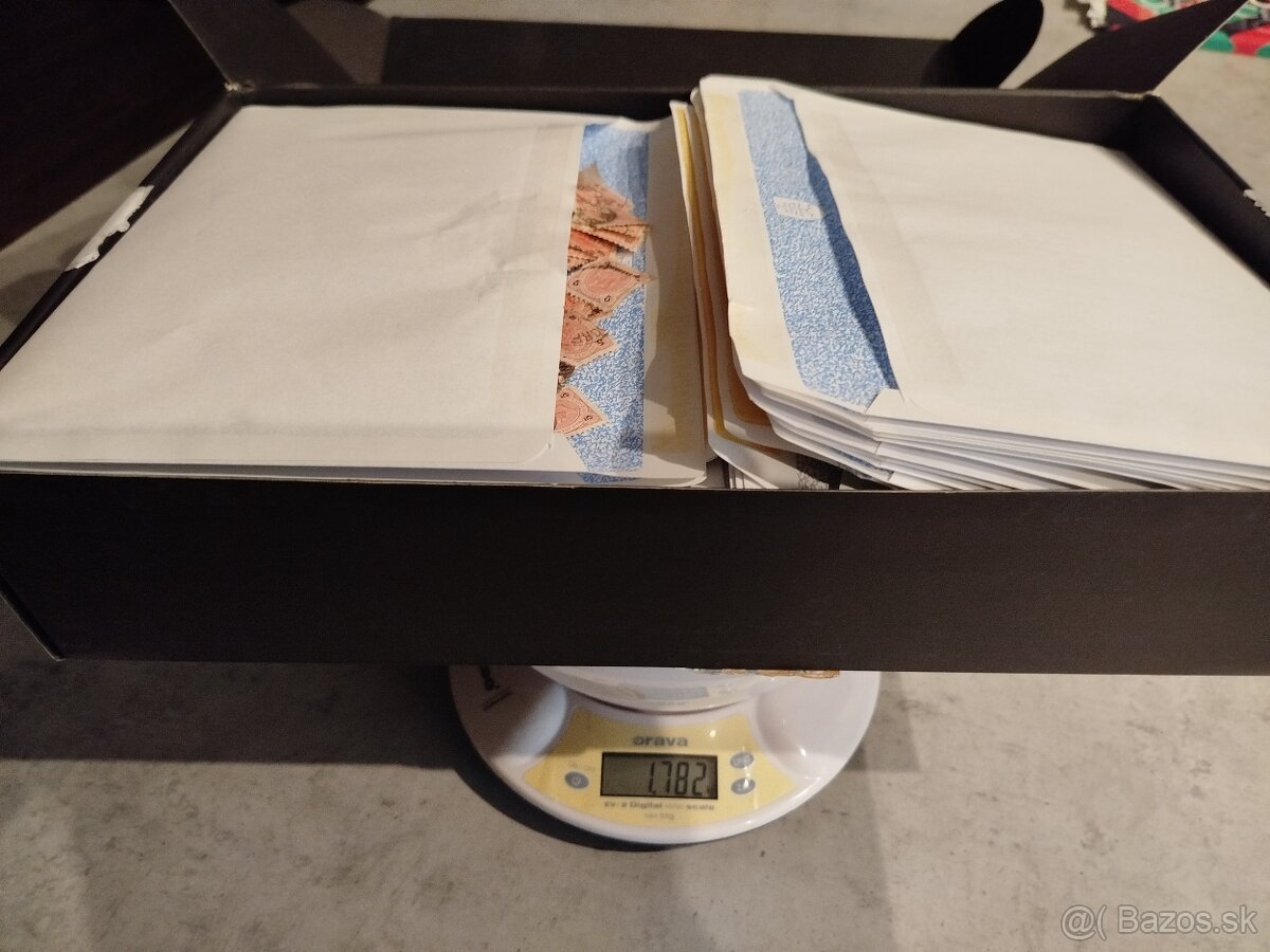 staré Rakúsko (1890-1935) - plná krabica známok