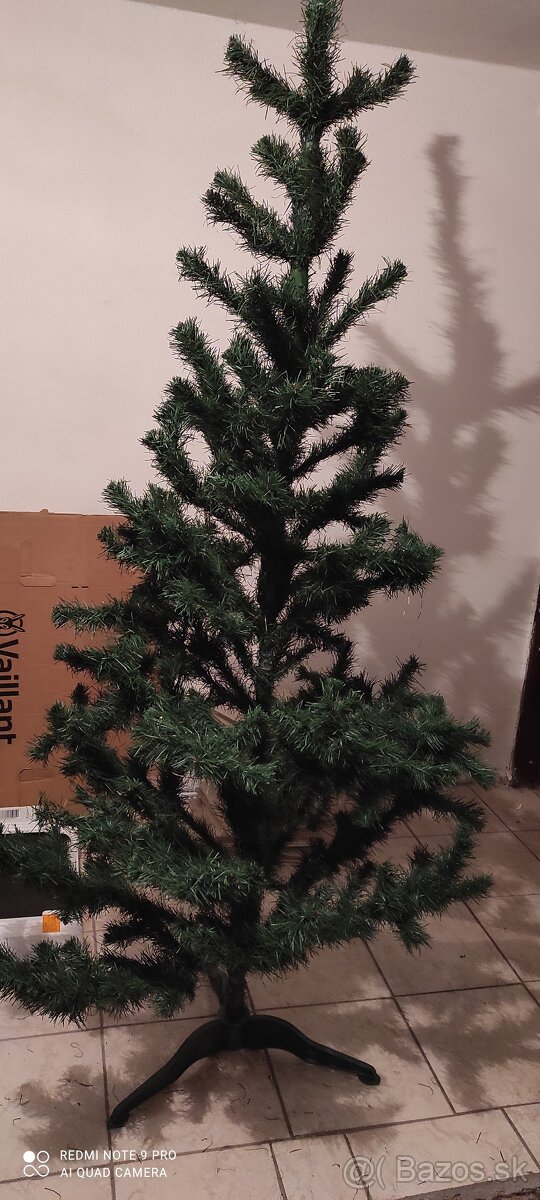Umely vianočný stromček 200 cm