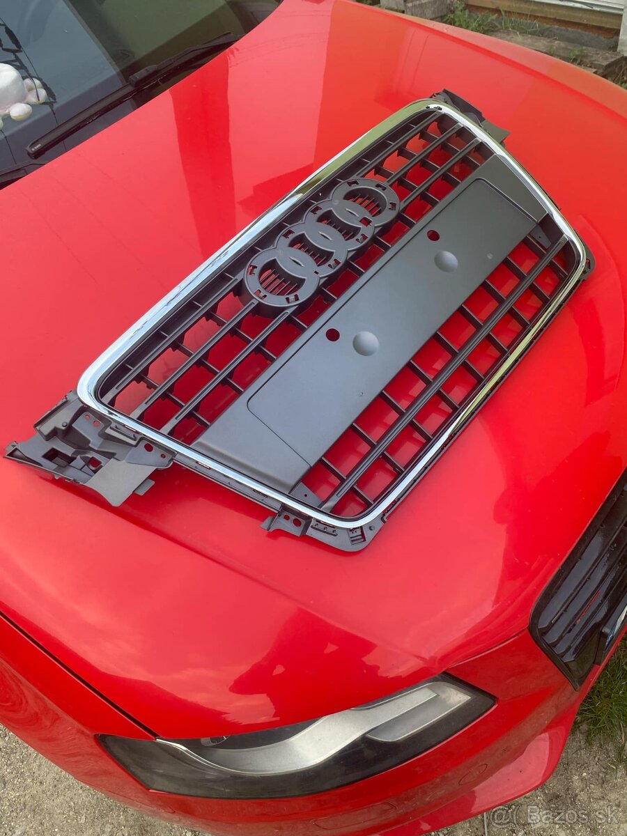 Chrómová maska Audi A4 B8
