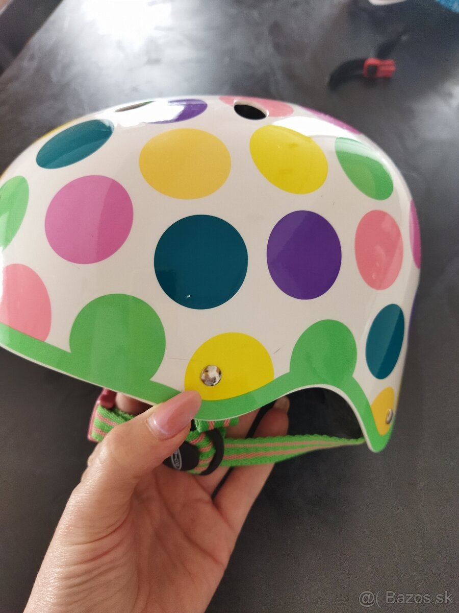 Dievčenska cyklistická prilba Micro, 48-53