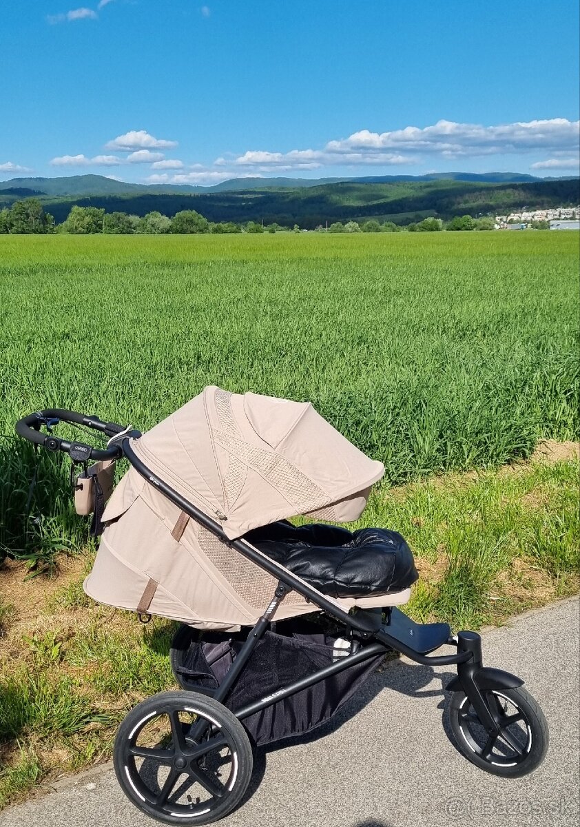 Cybex Avi Spin Almond beige