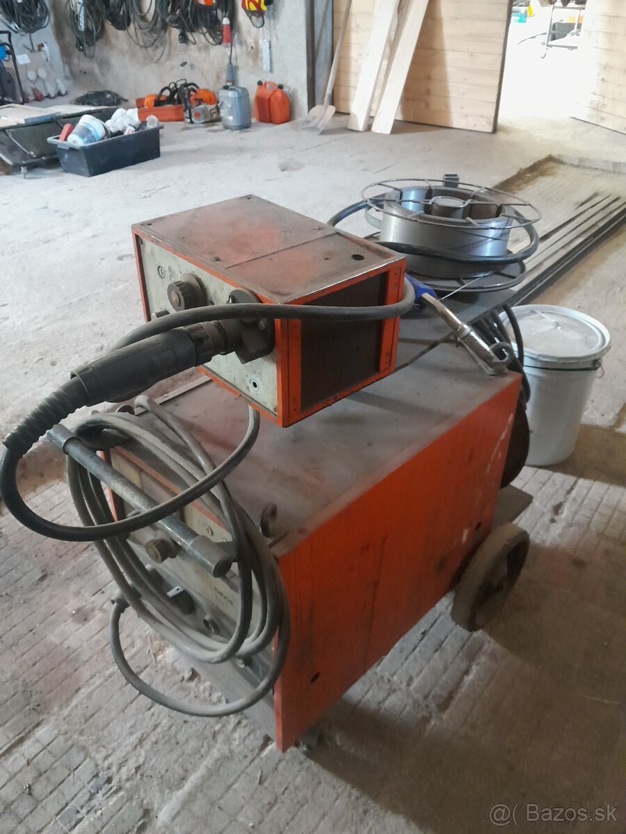 Zvaračka co2 formig 200