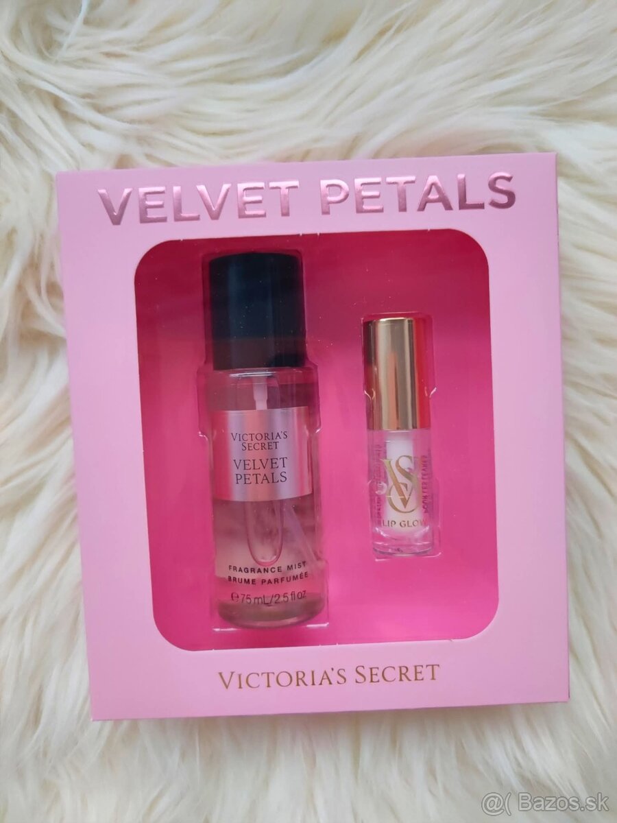 Velvet Petals sada s leskom na pery