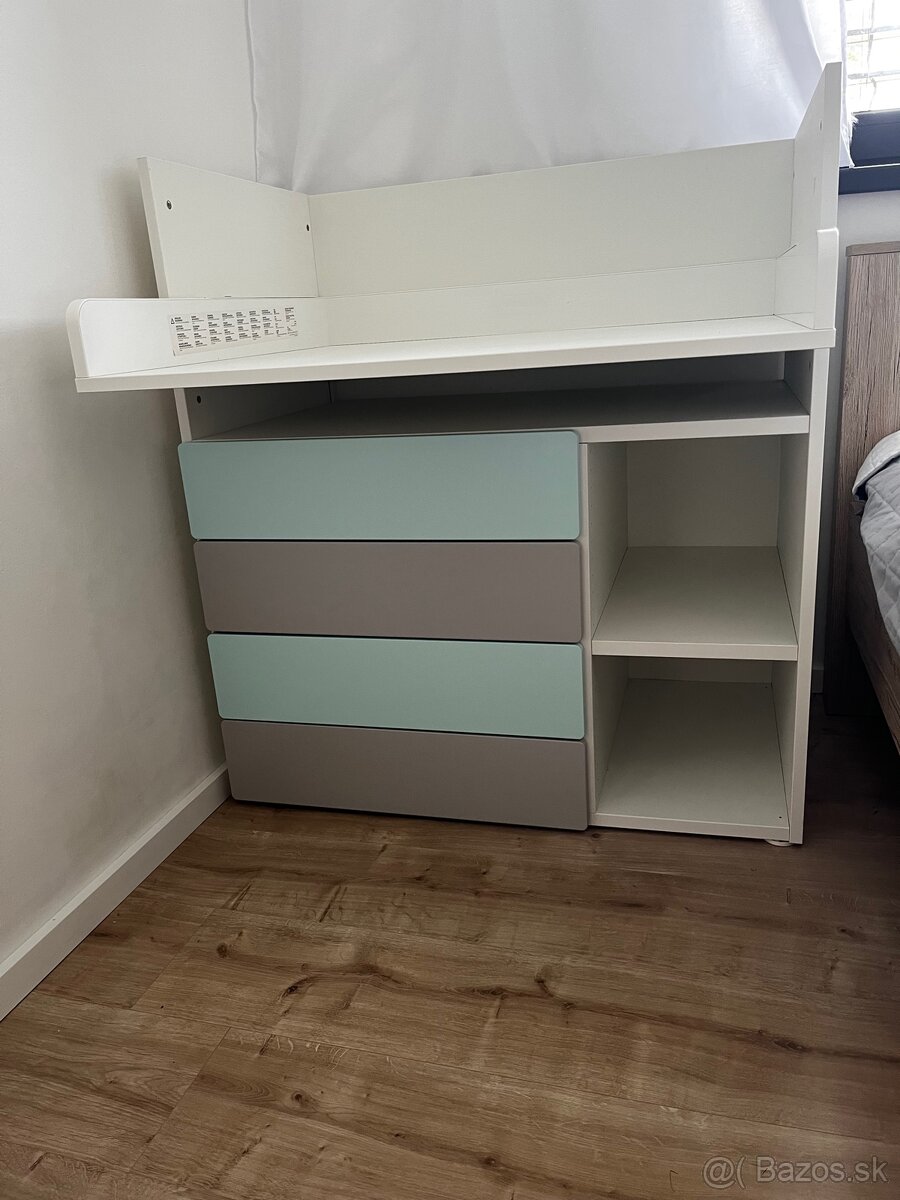 Prebalovaci pult IKEA SMASTAD