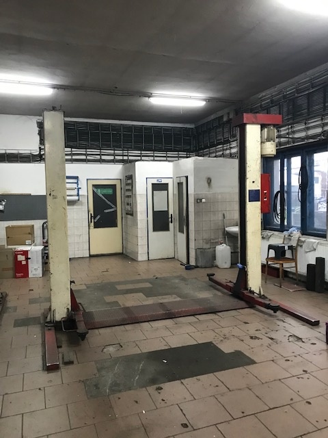 Dvojstlpový zvihák TOP Stroj