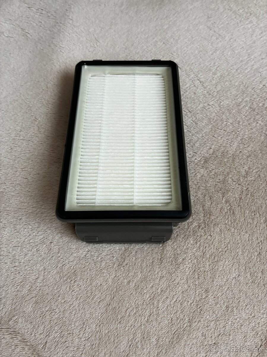 Predám Hepa filter do vysávača Rowenta, cena za 2 ks