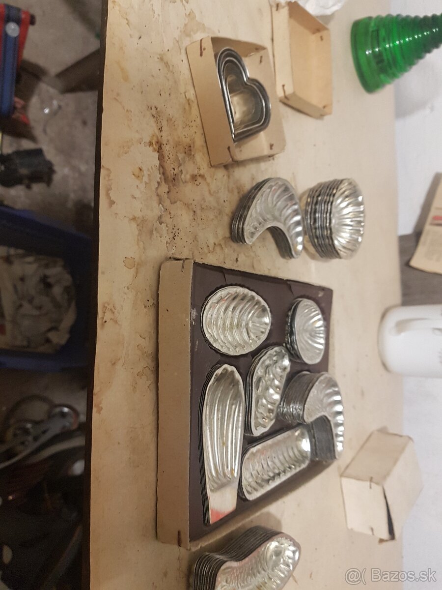 predam formicky na vianocne pecivo