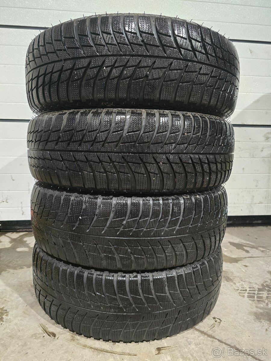 Zimné Pneu Bridgestone 215/65 R17