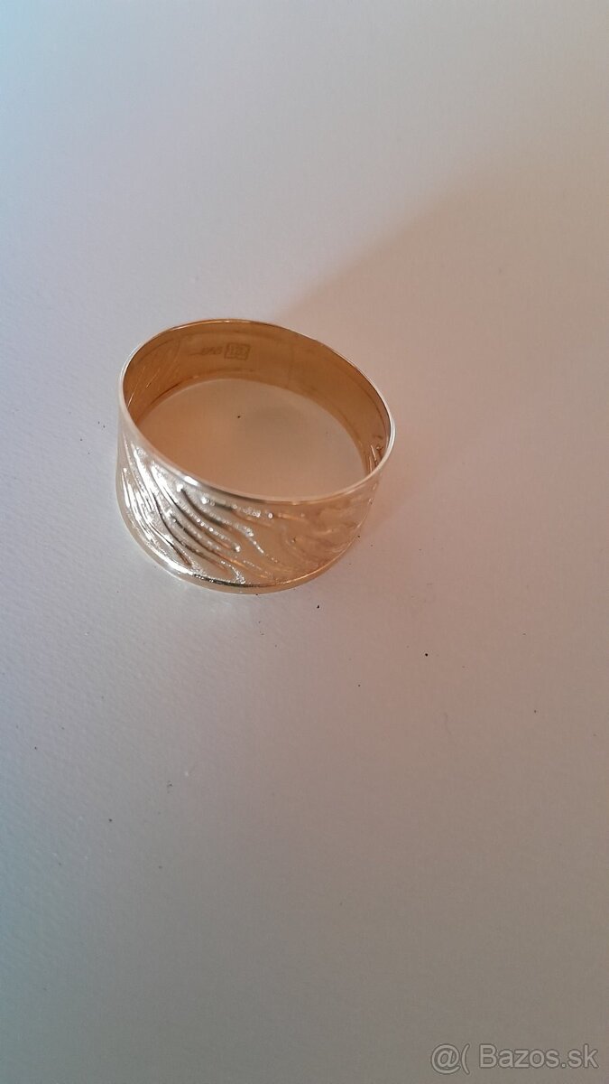 Nový prsteň 14 karát. Zlato