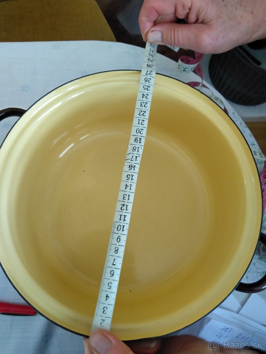 Smaltovaný hrniec 30cm a 26cm