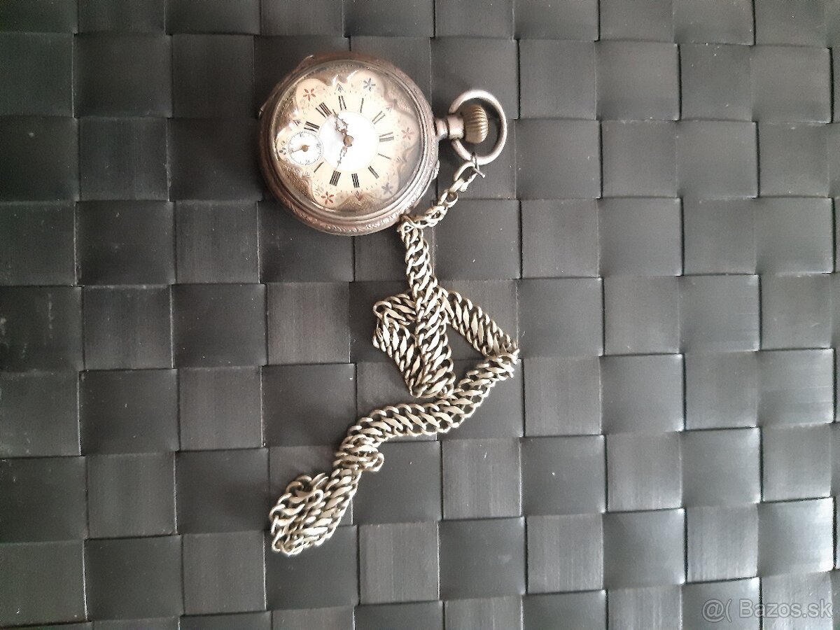 Prodám staré hodinky , pozůstalost.