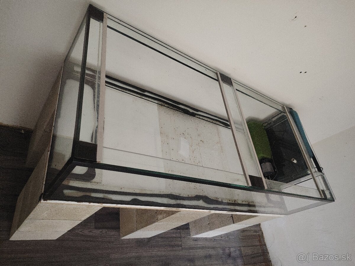 Predám akvárium 160,5×70×35