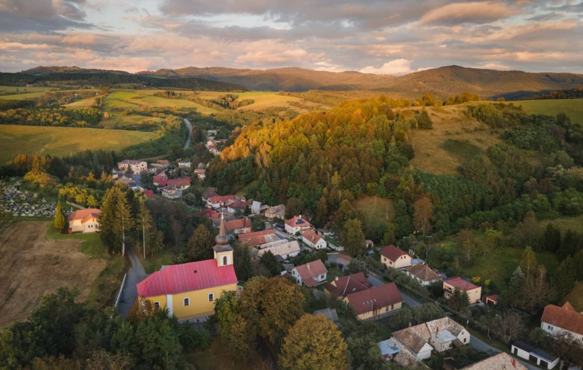 Podkriváň – 2.100 m2 ORNÁ PÔDA