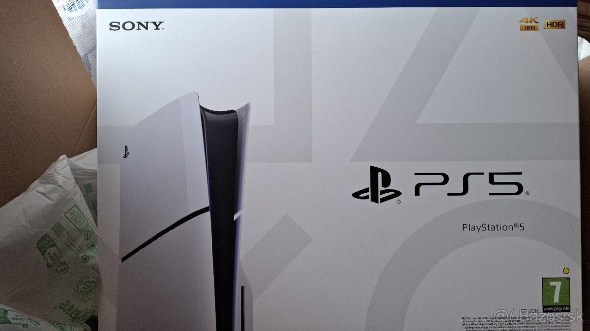 PS 5 1TB slim 2 x gamepad nova nerozbalena 2r zaruka