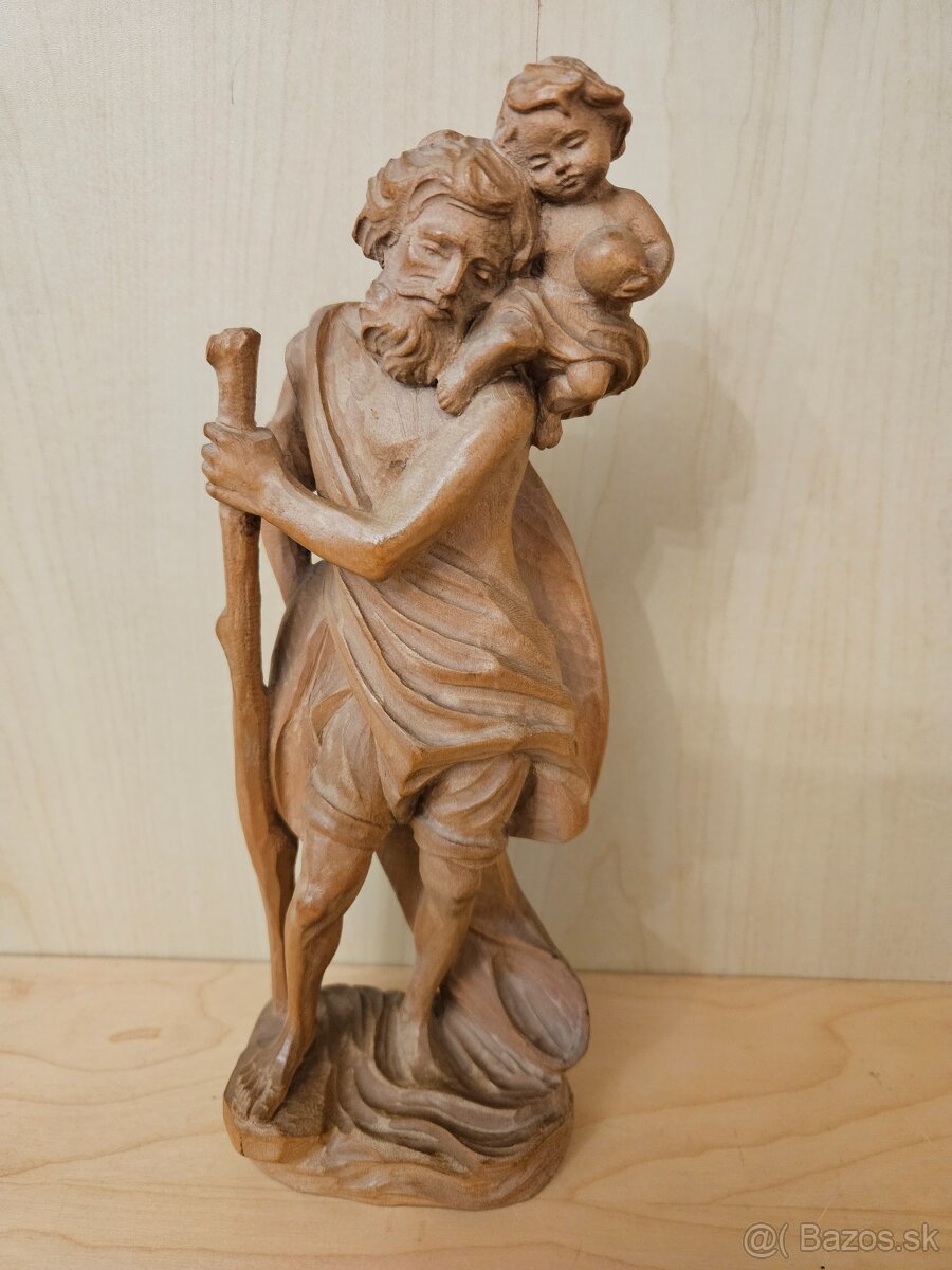 Drevená soška cena 35€/výška-25cm/