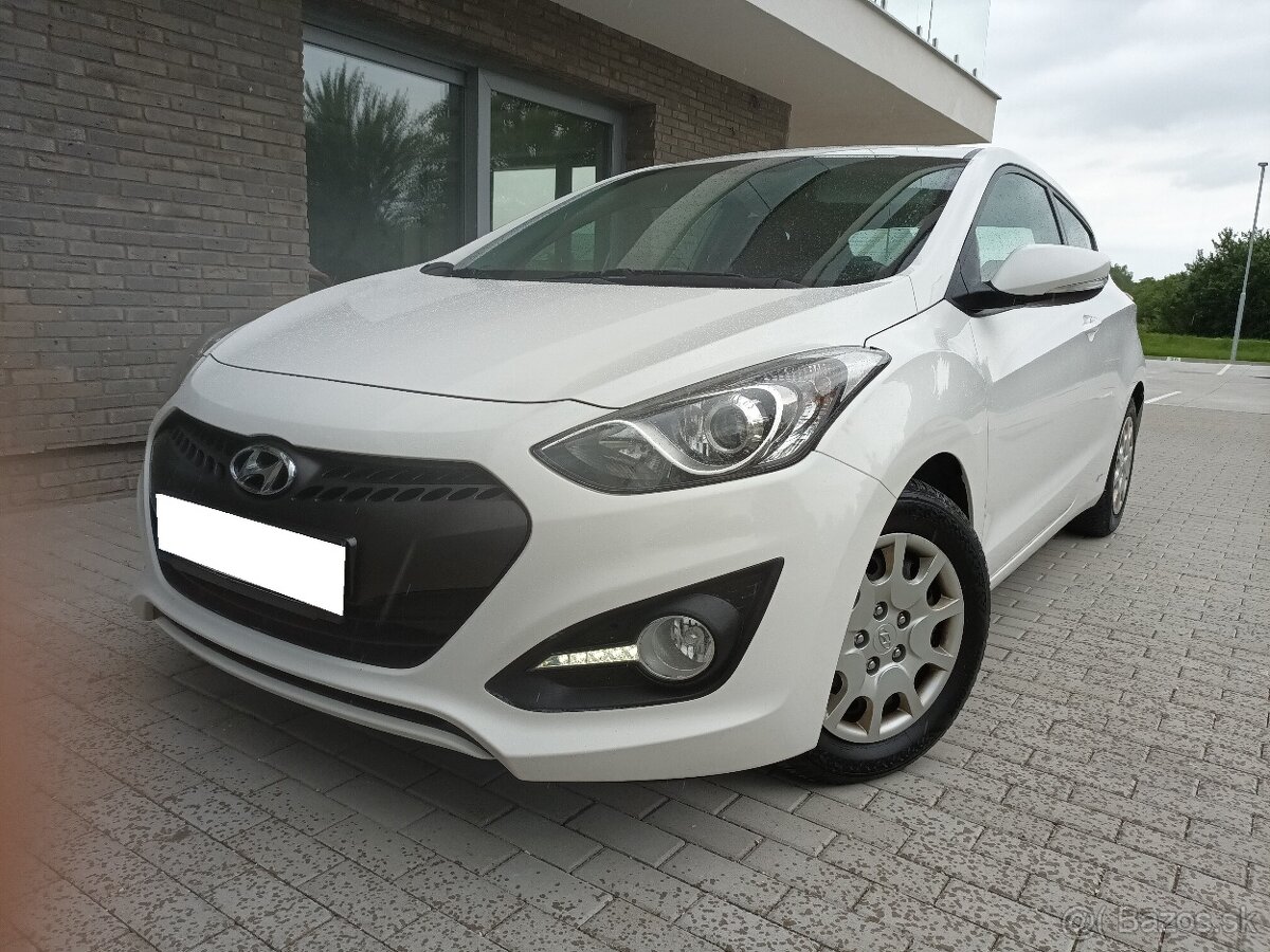 hyundai i30 1.6crdi exlusive navi, kamera,klima