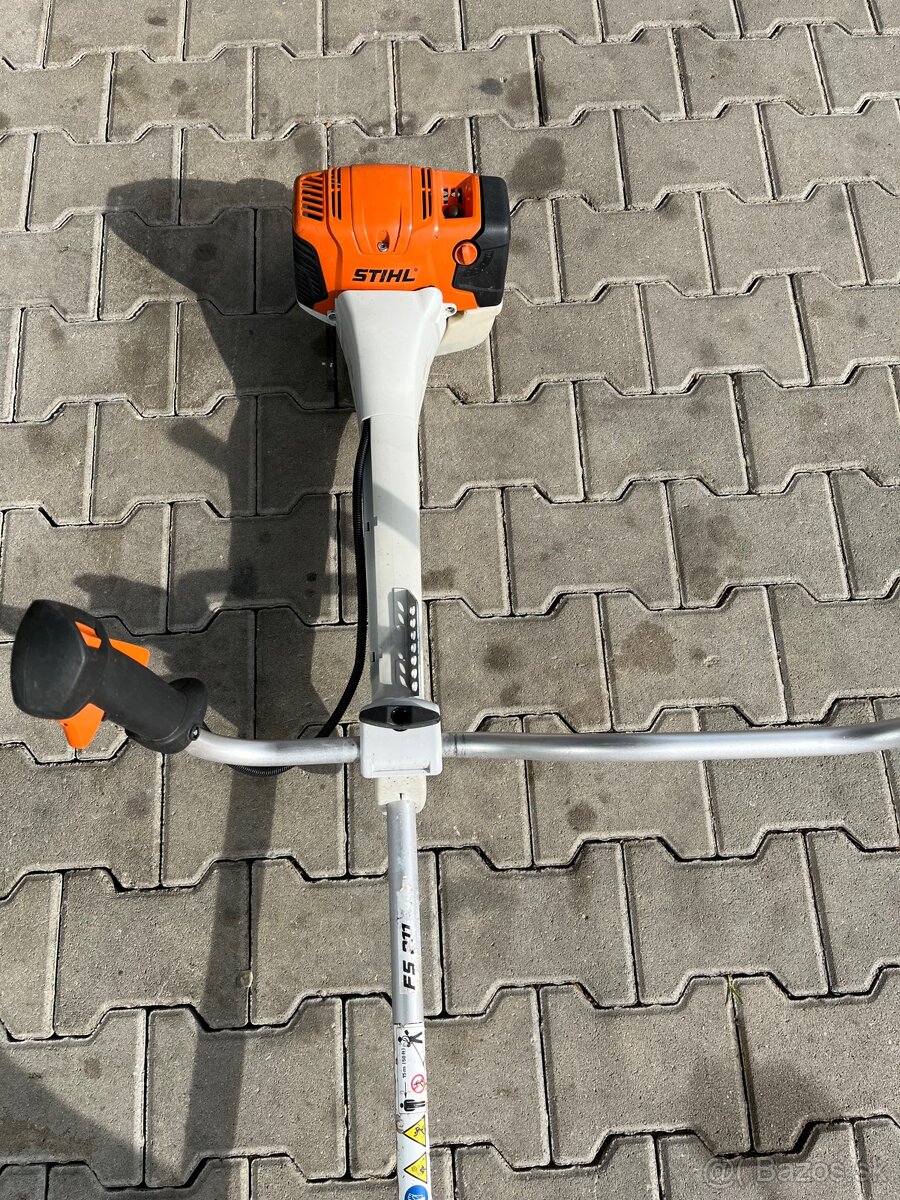Krovinorez Stihl FS 311