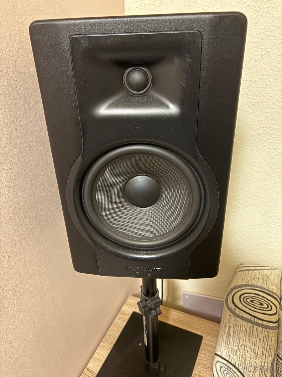 M-Audio BX8 D3