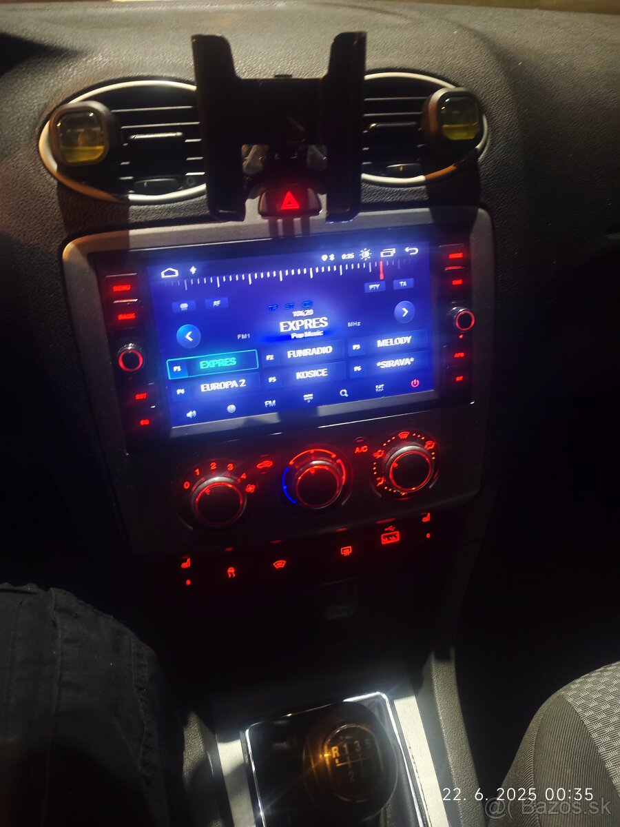 Predám auto rádio Android