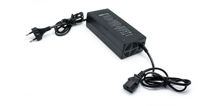 Nabíjačka 60V 2A pre elektroskúter citycoco, harley, chopper