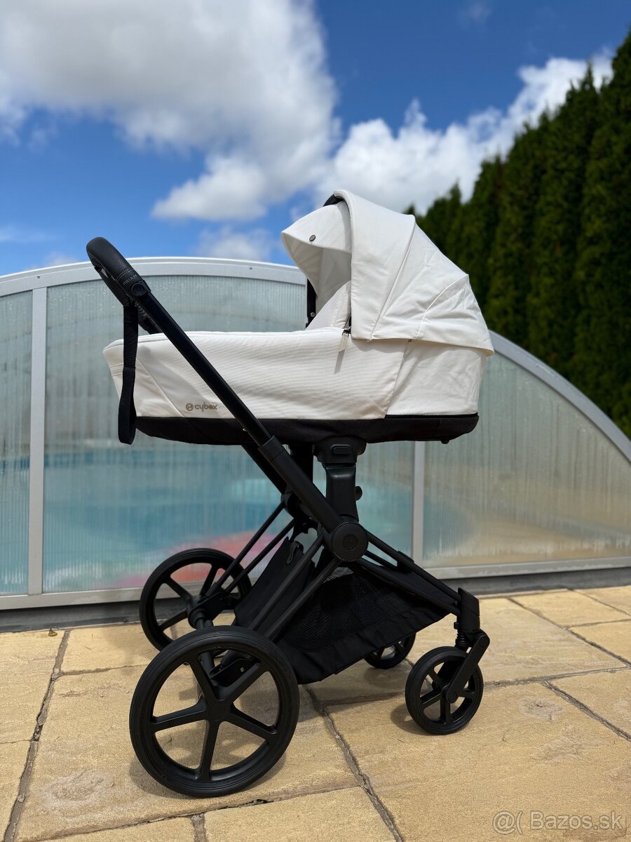 Cybex priam off white