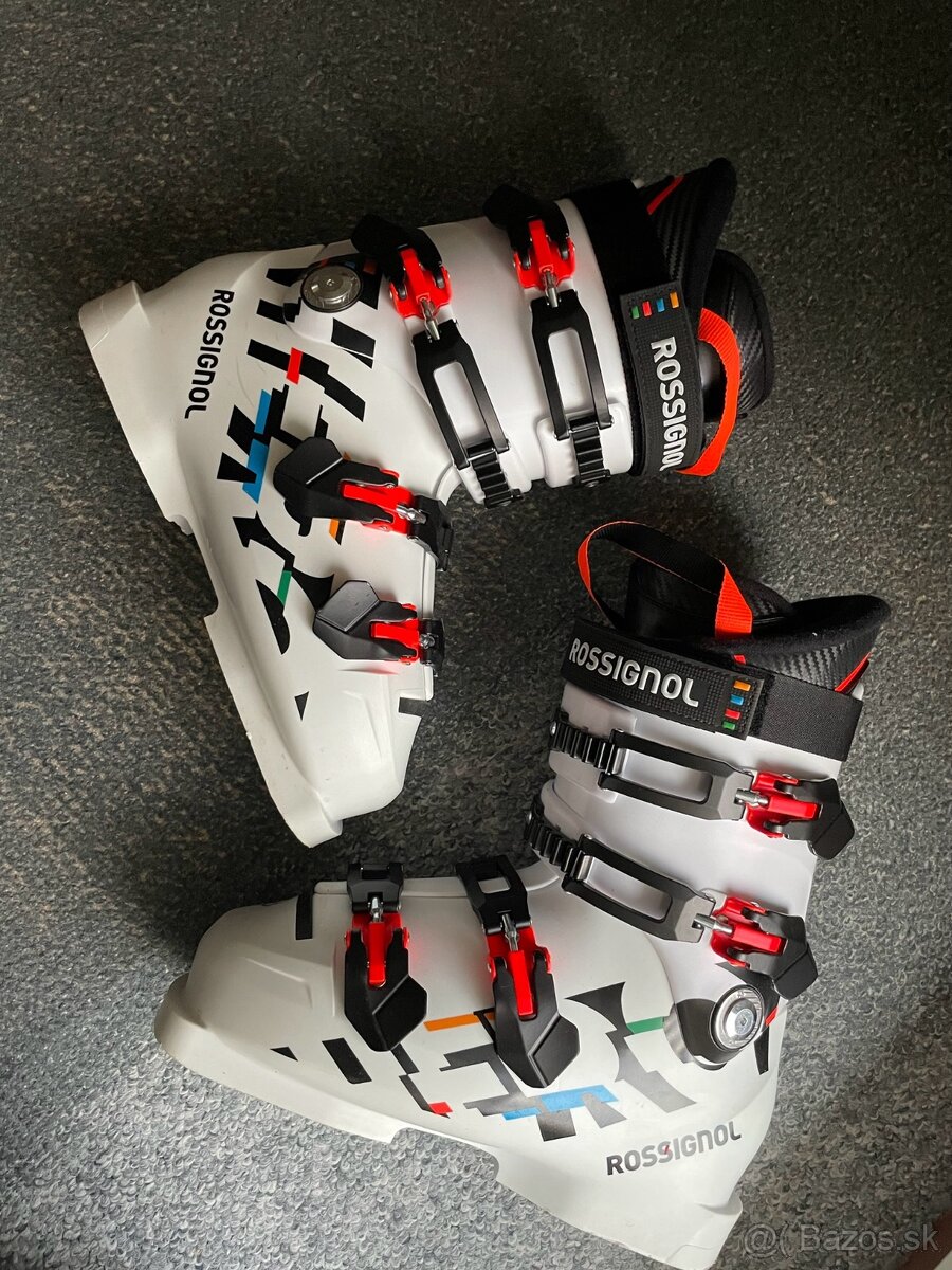 Lyžiarsky Rossingol Hero World Cup 25-25.5cm