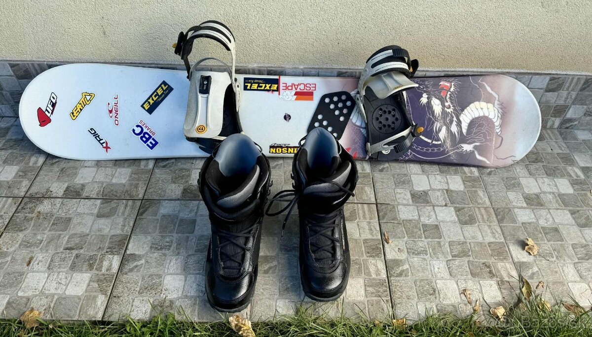 escape snowboard s viazanim a topankami ride