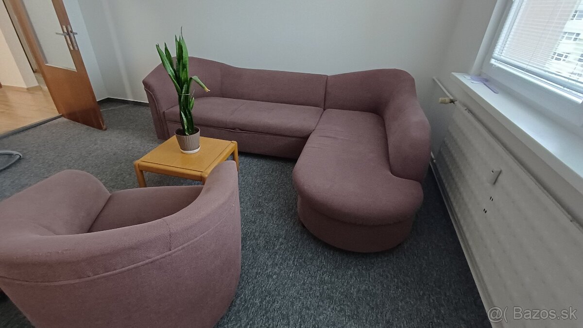 Rohový rozťahovací gauč s kreslom