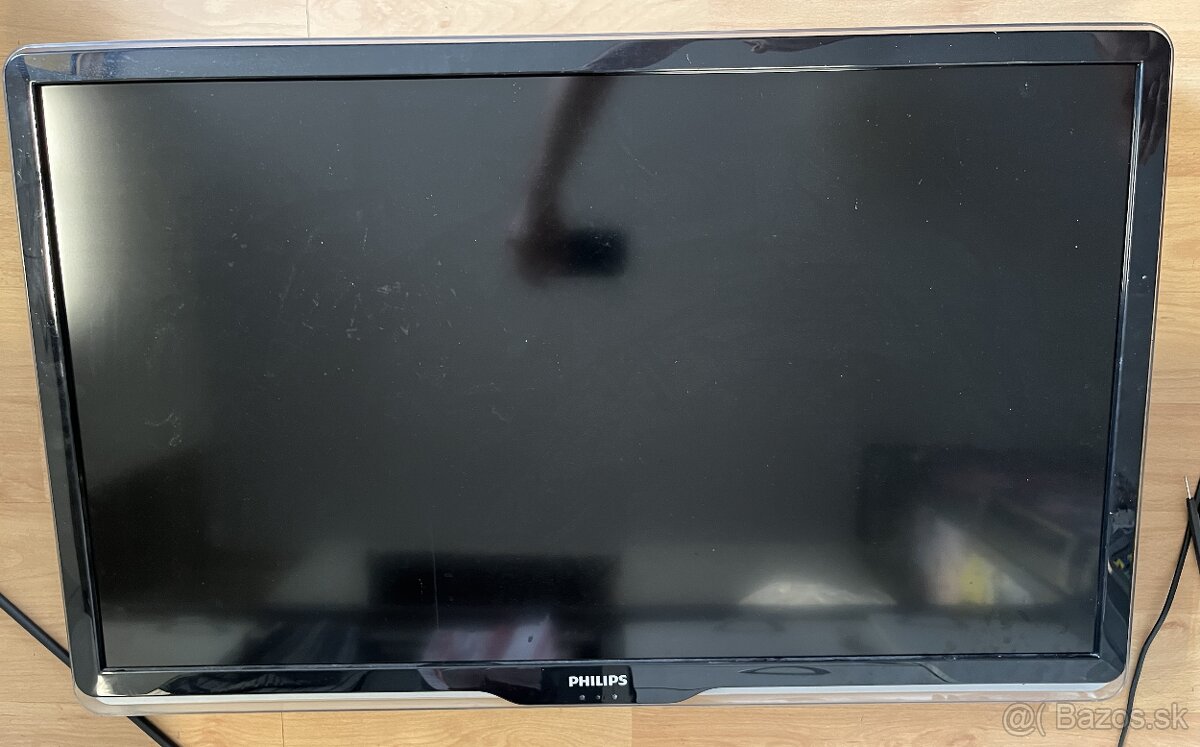 Predam na suciastky TV PHILIPS '37PFL8404H'