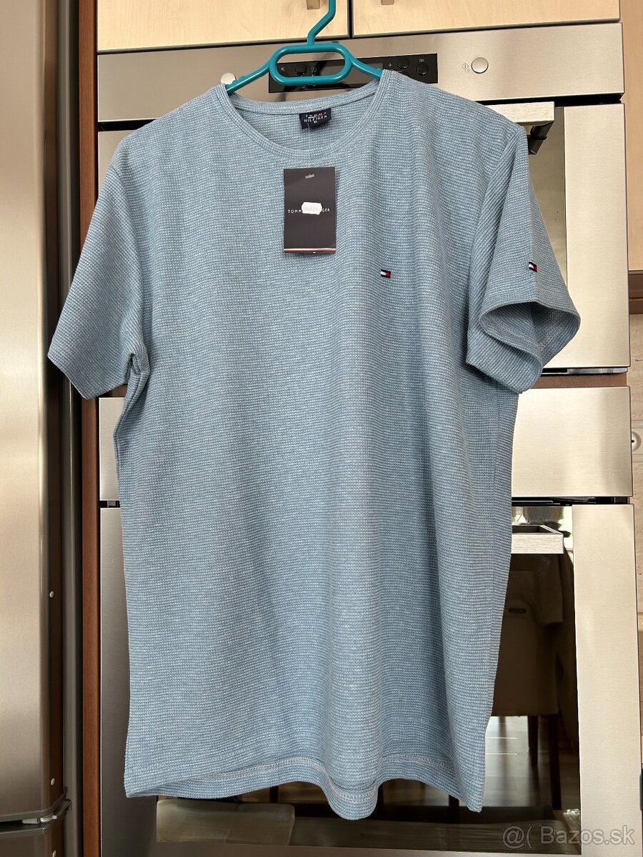 Tommy Hilfiger modré pánske tričko veľkosť XL