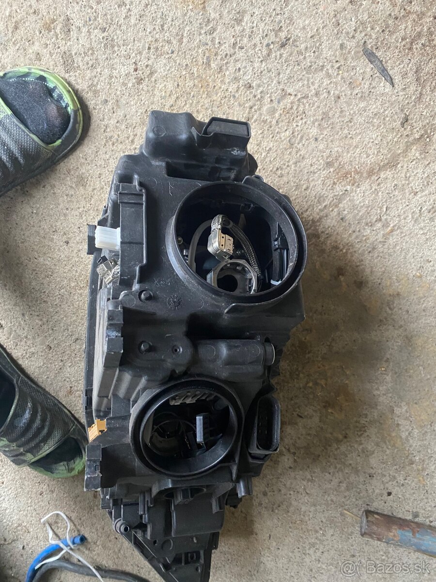 Predam poškodené svetlo na audi a4