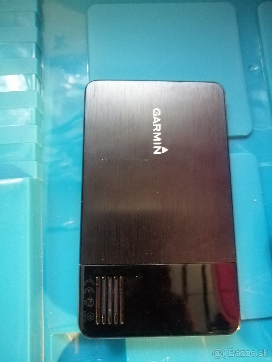 Navigacia do auta Garmin