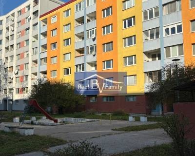 Predaj, Petržalka, 3 izbový byt, Furdekova ulica,kúpou voľný