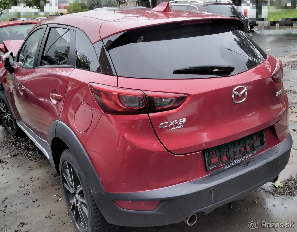 Mazda CX-3 2.0 AWD 2015 predám DVERE, PIATE DVERE, zadné sve