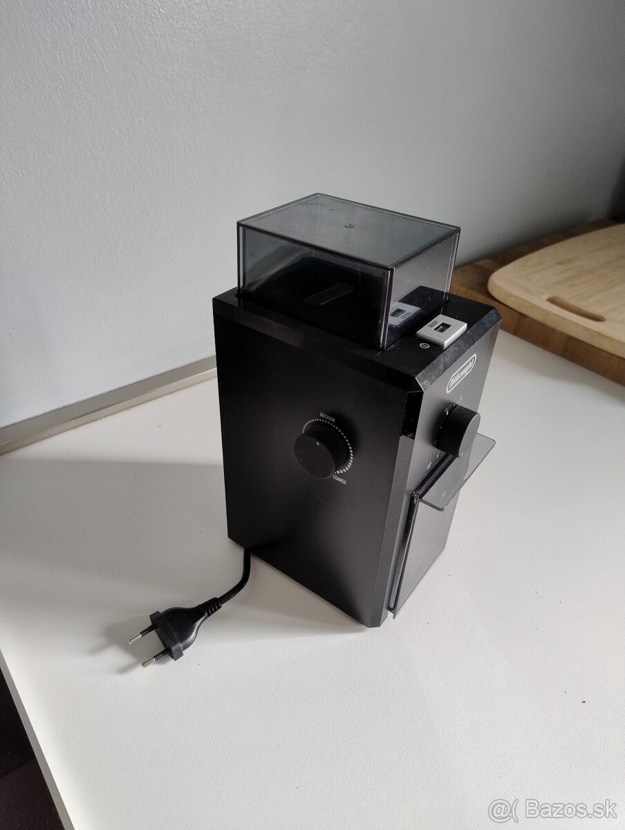 Predám zanovny mlynček Delonghi