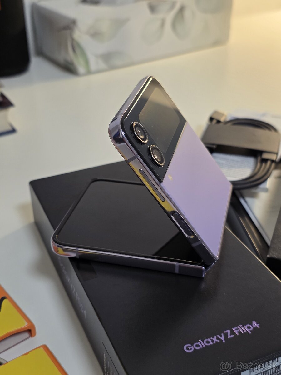 Samsung Galaxy Z Flip 4 128gb