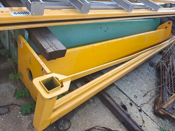 stlpový žeriav DEMAG 250 kg - 4 m - BONUS