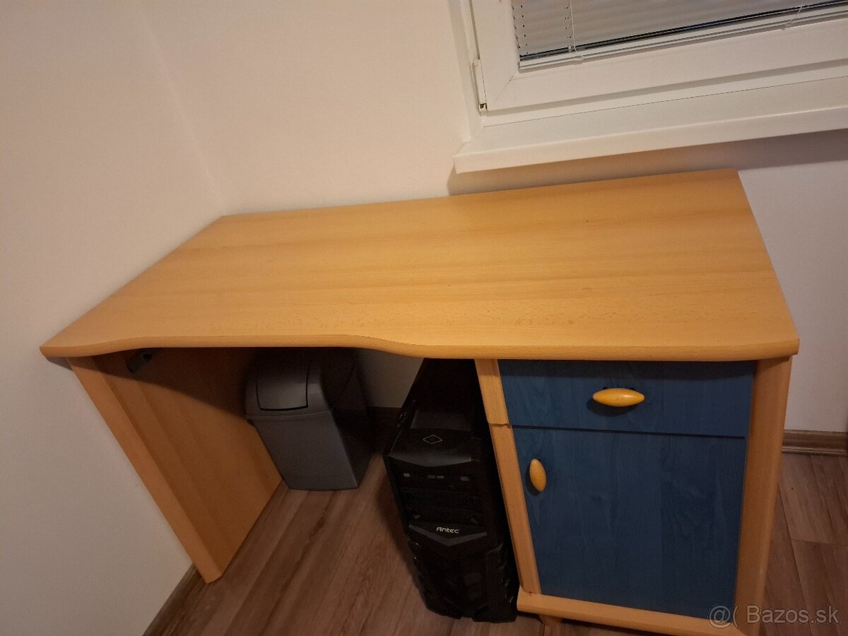 Nábytok do študentskej izby