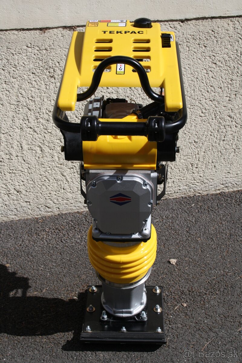 Vibračny pěch (dusadlo) PROFI TEKPAC SG70H Honda