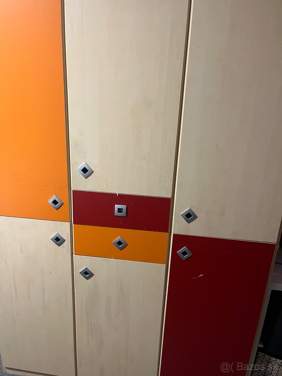 Predám lacno nábytok