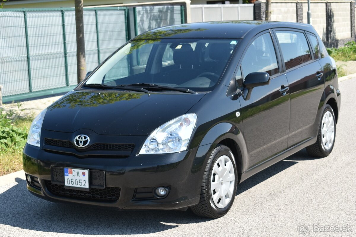 Toyota Corolla Verso 2.2 D-4D 135 Terra 7m