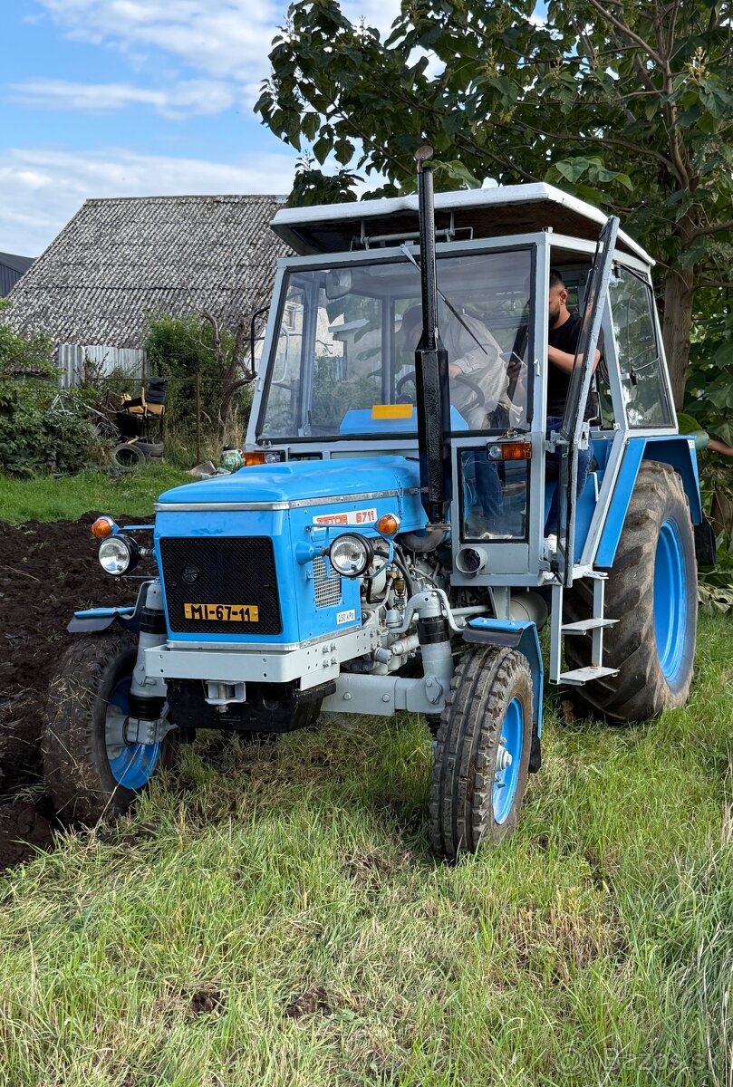 Zetor 6711