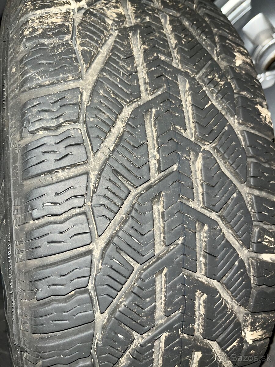 225/55R16 zimné