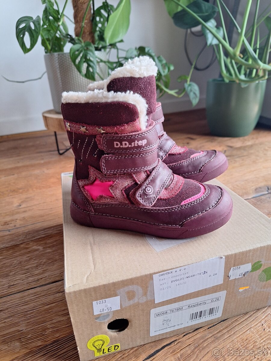 Zimné D.D.step veľ.26 svietiace
