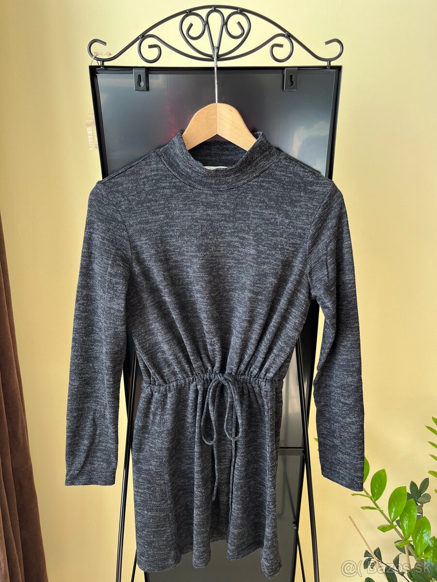 Rolakove mini šaty Clockhouse