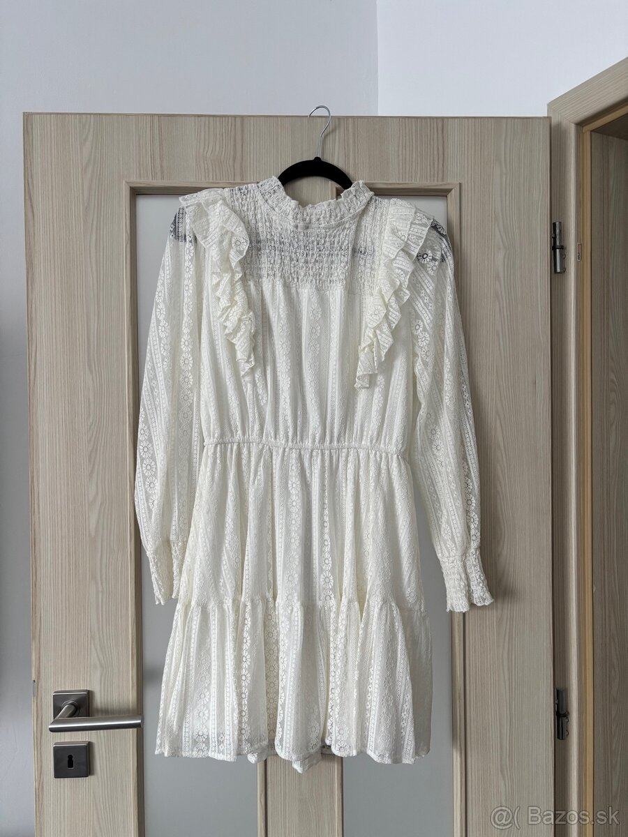 Predám krásne elegantné krémovo-biele šaty s čipkou