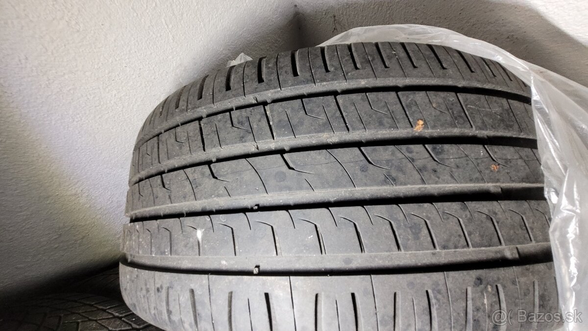 2x pneumatiky letné 255/40/R19 100Y BARUM BRAVURIS 3
