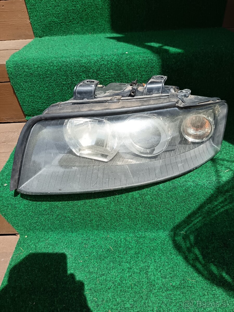 Ľavé predné svetlo Audi A4 b6