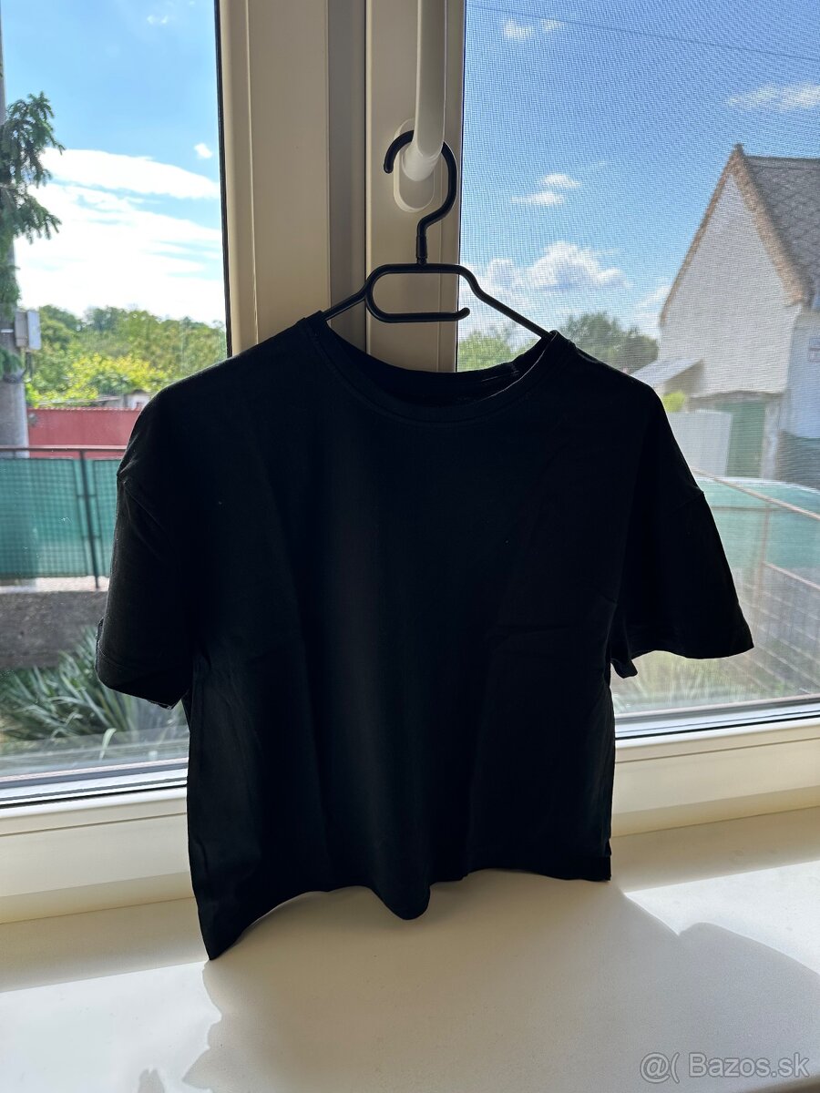 Damsky crop top