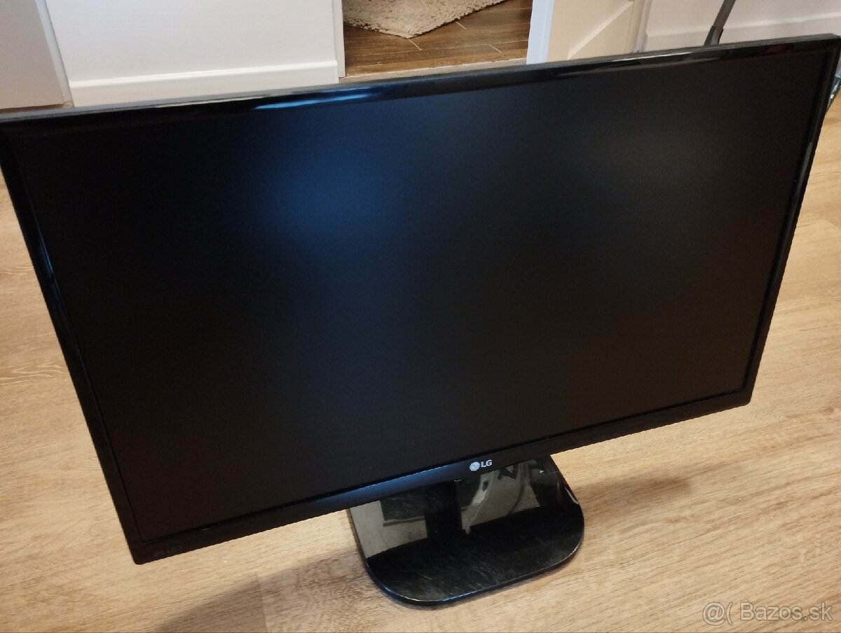 LG Monitor 24"